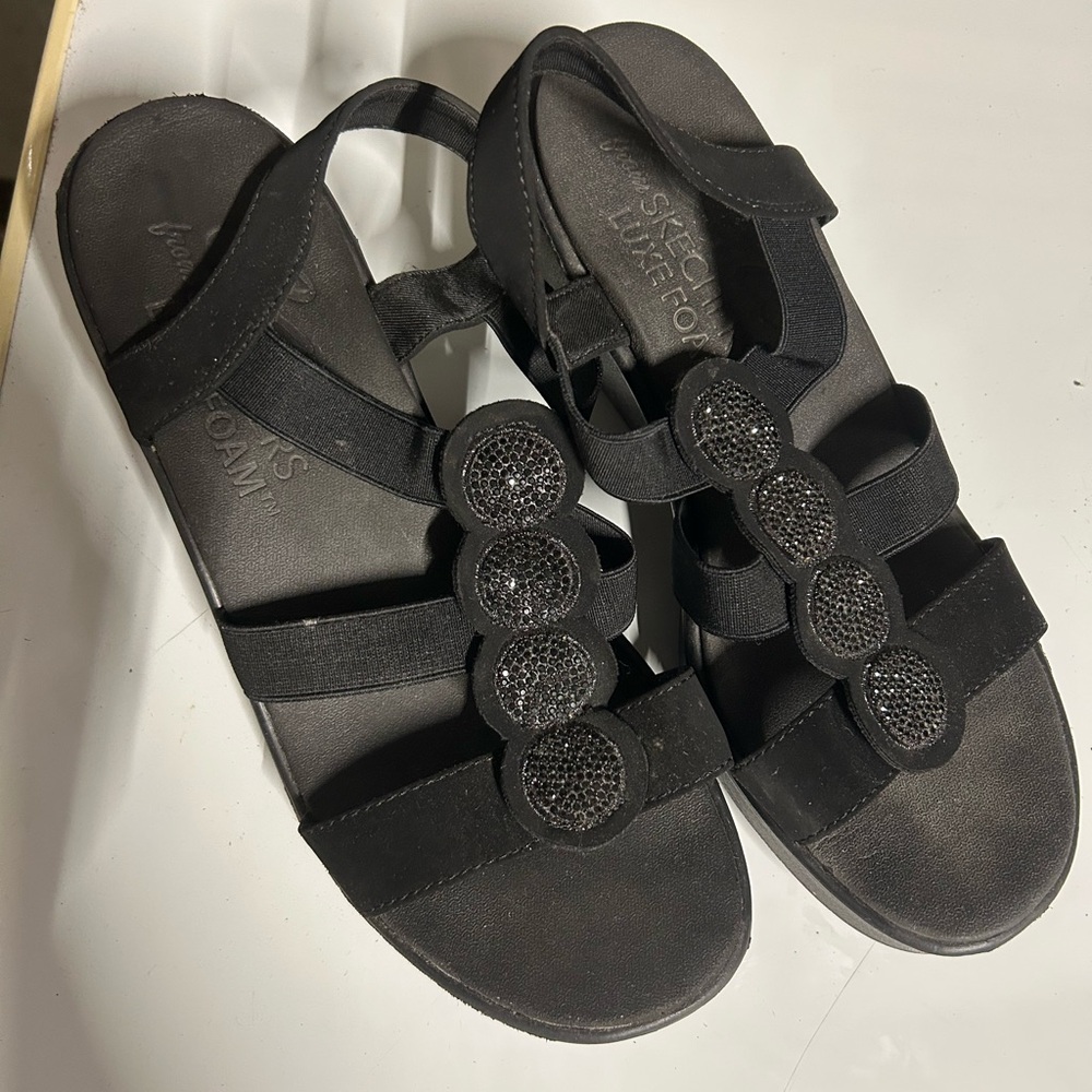 Skechers Cali Black Strappy Sandals